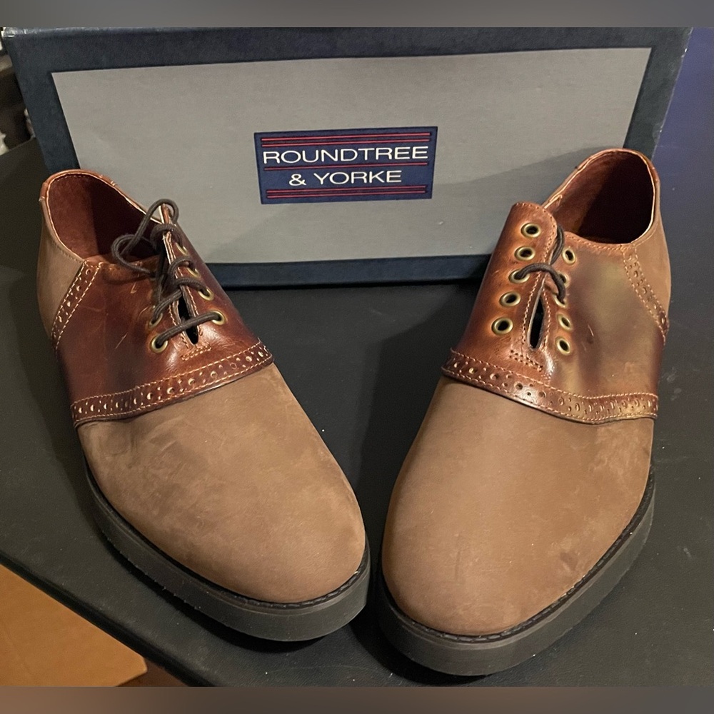 Roundtree & Yorke Two-Tone Brown Oxfords